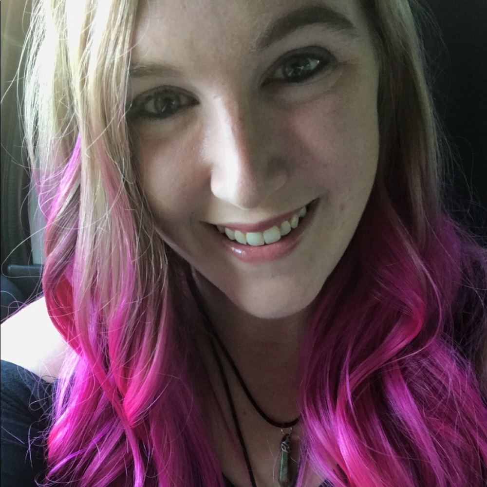 Meet your Posher, Kelly